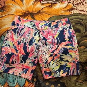 Lilly Pulitzer size 2 Women's Shorts